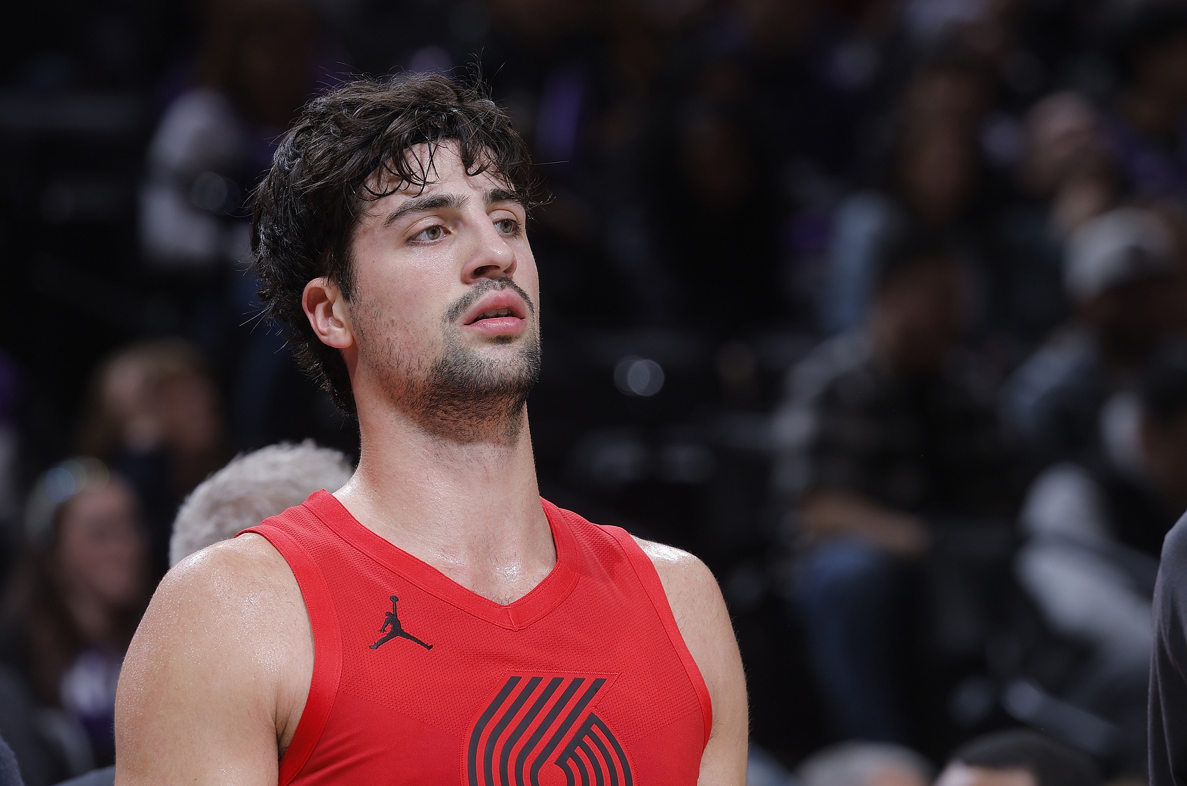 意甲免插件直播-把锅背好！阿夫迪亚19中7&amp;三分12投仅2中 还有7失误！